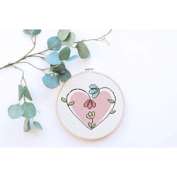 Bohemian Boho Pink‎ Valentine Heart of Flowers Counted Cross Stitch Kit - Picture 2 of 4
